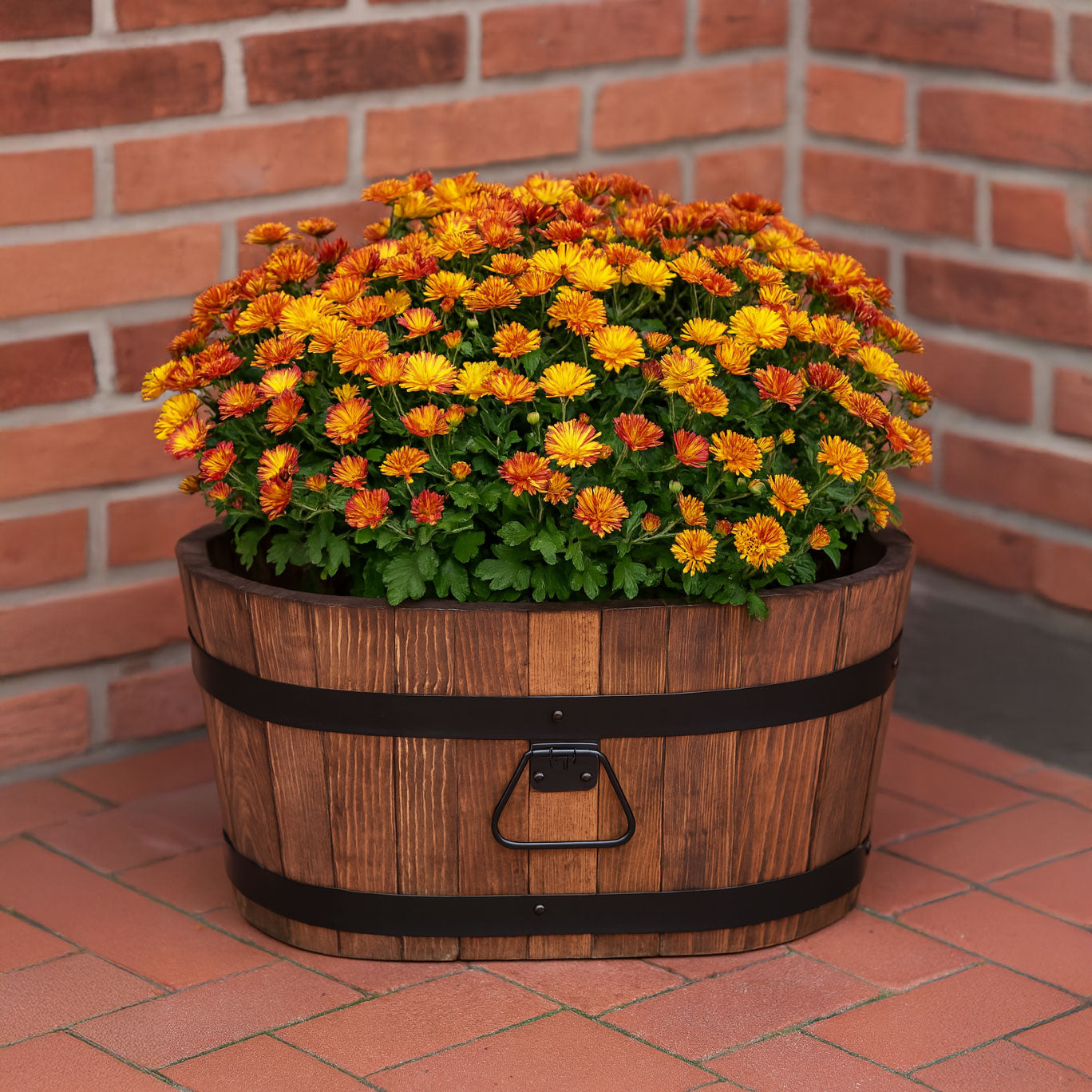 BLUMENKASTE AUS KIEFERNHOLZ